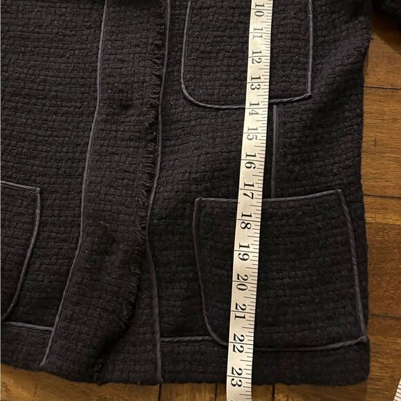 Vince Navy Frayed Hem Wool Blend Boucle Blazer - Picture 3 of 6